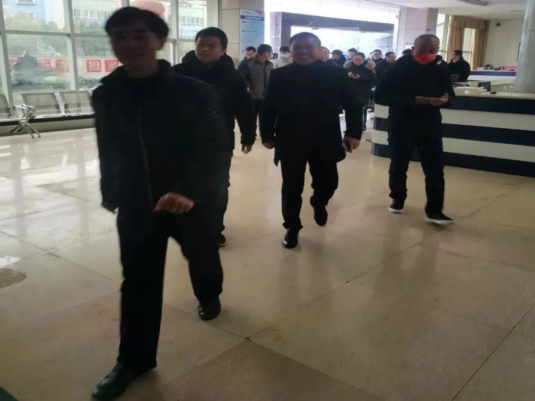参观2.jpg