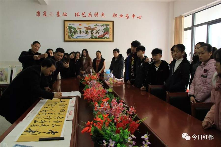 微信图片_20190310082000.jpg 微信图片_20190310082000.jpg